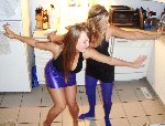 sat night party girls6a-L.jpg