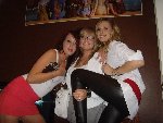 _sat night party girls4a-L.jpg