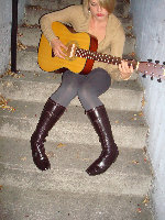 guitar girl-L.jpg