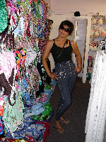 211-L.jpg