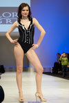 swimsuit.modeling4a.jpg