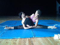 acrobat-L.jpg