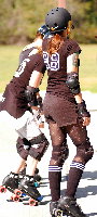 rollerderby1-L.jpg