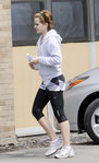 emma-watson-spandex-gym-6.jpg