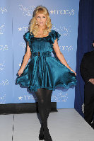 paris hilton-L.jpg