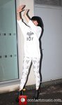 jessie-j-and-tom-jones-exits-the_5839389.jpg