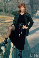 Marilu Henner _Dec_1984_life4_122_888lo.jpg