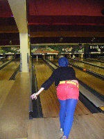 bowling-L.jpg