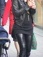 439a-L.jpg
