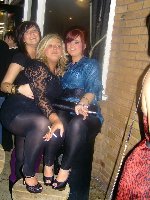 partytime27a-L.jpg
