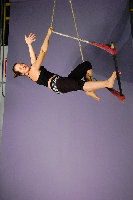 acrobat1bb-L.jpg