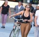 the gentleman blurred out of focus in the background<br />is girlwatching her backside while we get to view the front