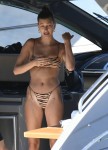Hailey-Baldwin-Sexy-Ass-18.jpg