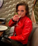a site with this style jacket in 2 colors