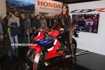 so if you are looking for a real-life italian grid girl action.....theres your opportunity