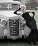kimmiecurvycar (2).jpg