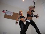 partytime9-L.jpg