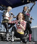 pussycat_dolls_01-L.jpg