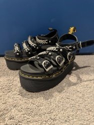 Filename=Sammy_Voodoo_-_Footwear_Options_007.jpg
Filesize=289KiB
Dimensions=1536x2048
Date added=Feb 12, 2025 Sammy_Voodoo_-_Footwear_Options_007.jpg